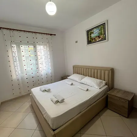 Vlora Central Stay Apartamento Vlorë